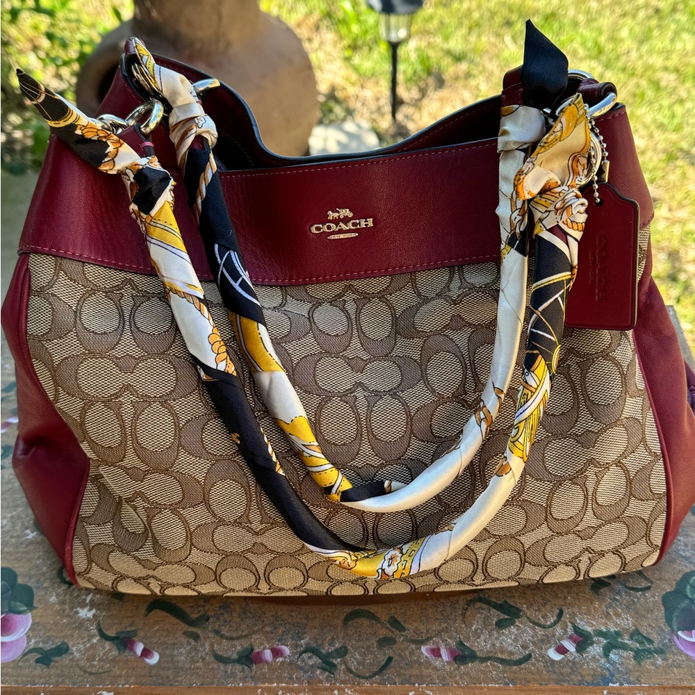 Coach Signature Jacquard Leather Lexy Shoulder Handbag F27579. Twilly included